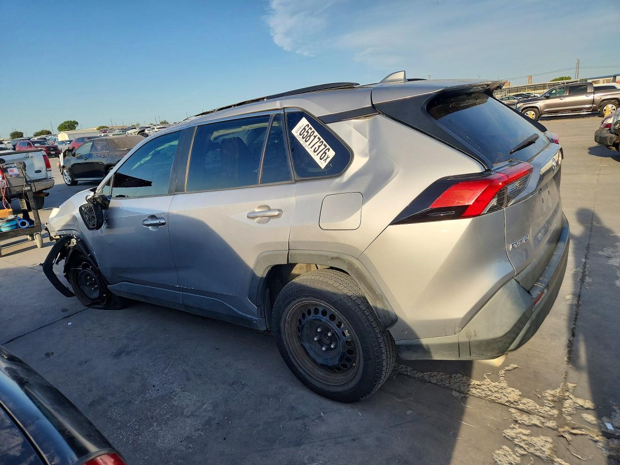 2020 TOYOTA RAV4 LE — снимка 3