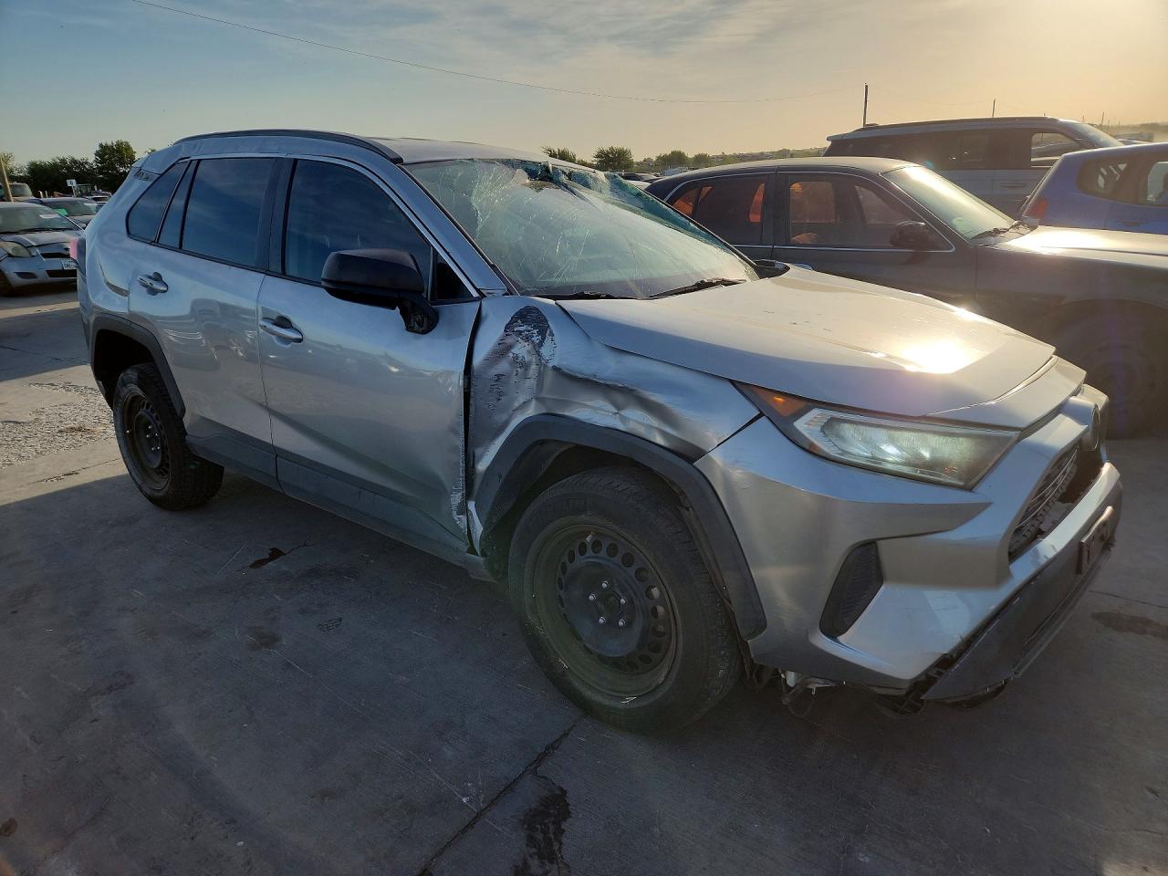 2020 TOYOTA RAV4 LE — снимка 5