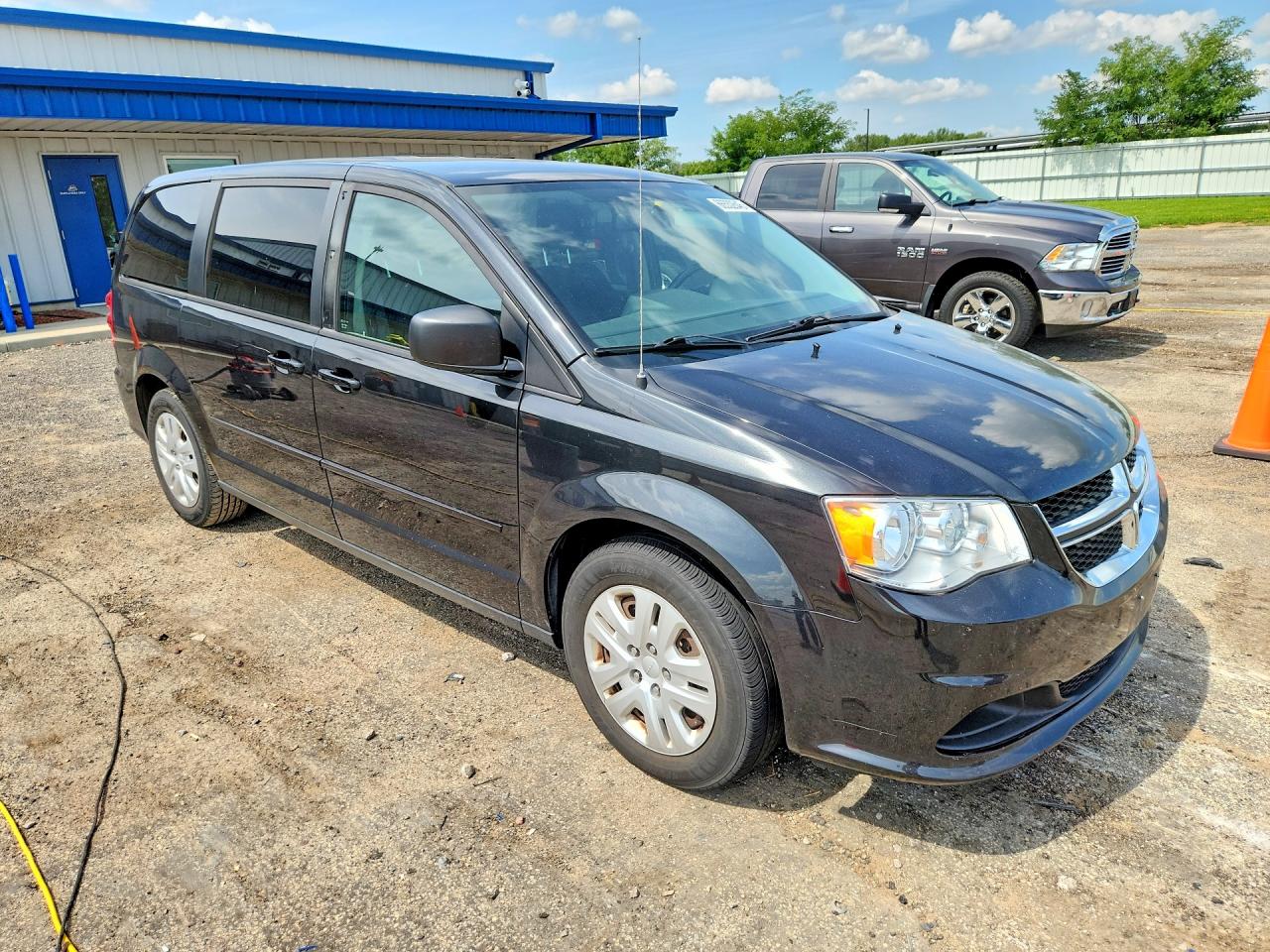 2015 DODGE GRAND CARAVAN SE — снимка 4