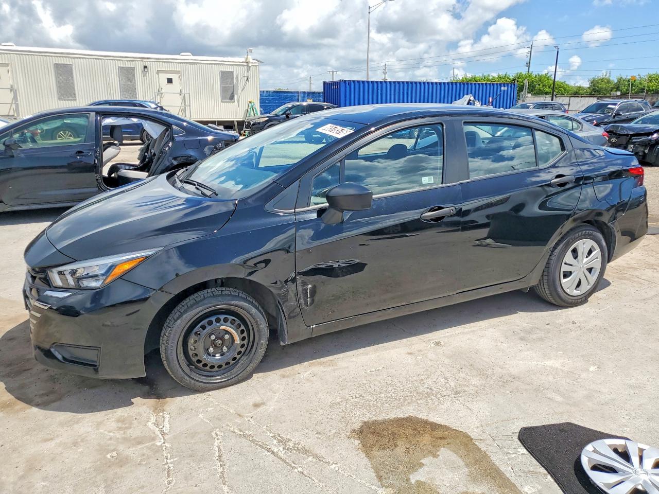 2025 NISSAN VERSA S