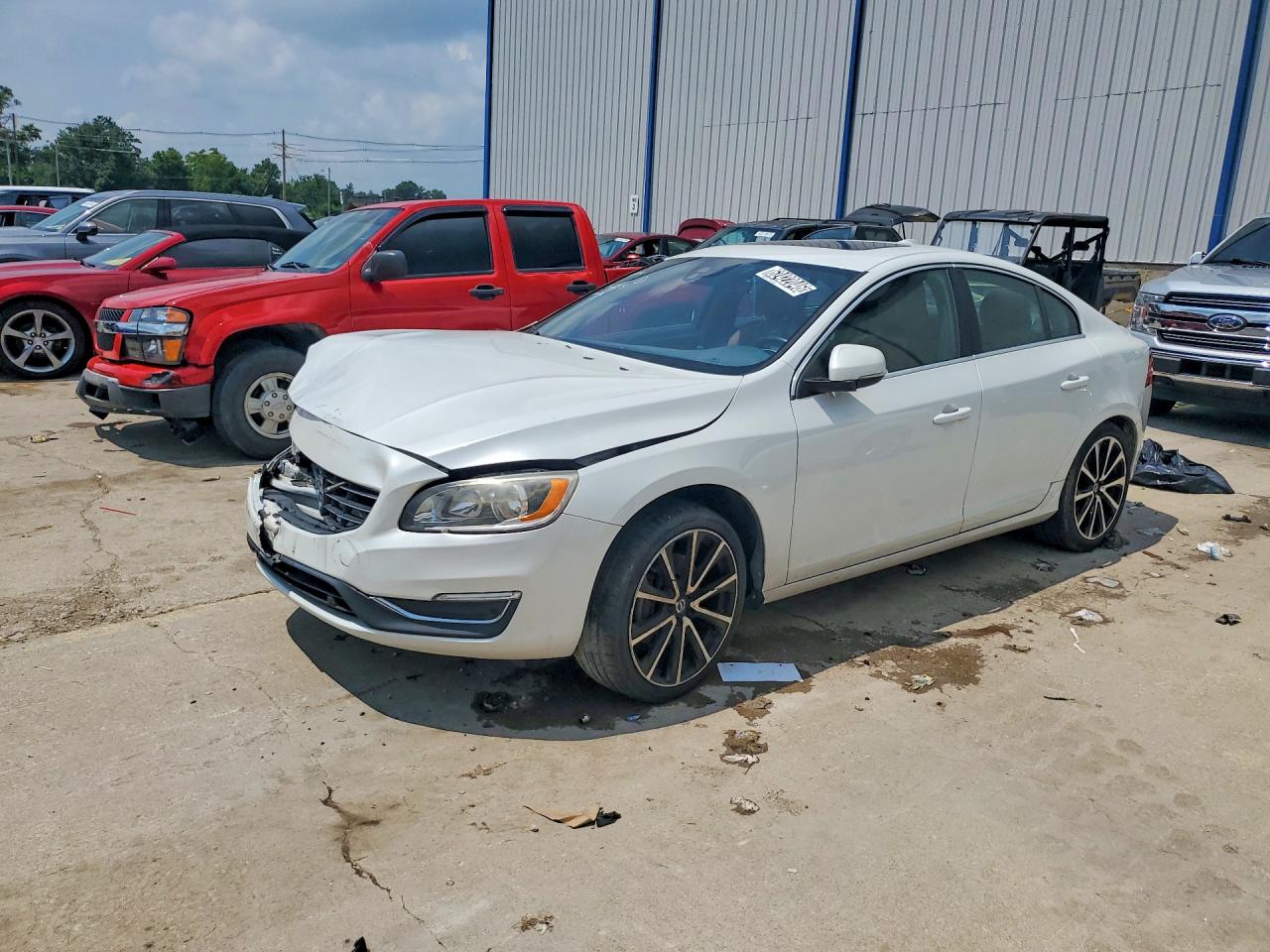 2016 VOLVO S60 PREMIER