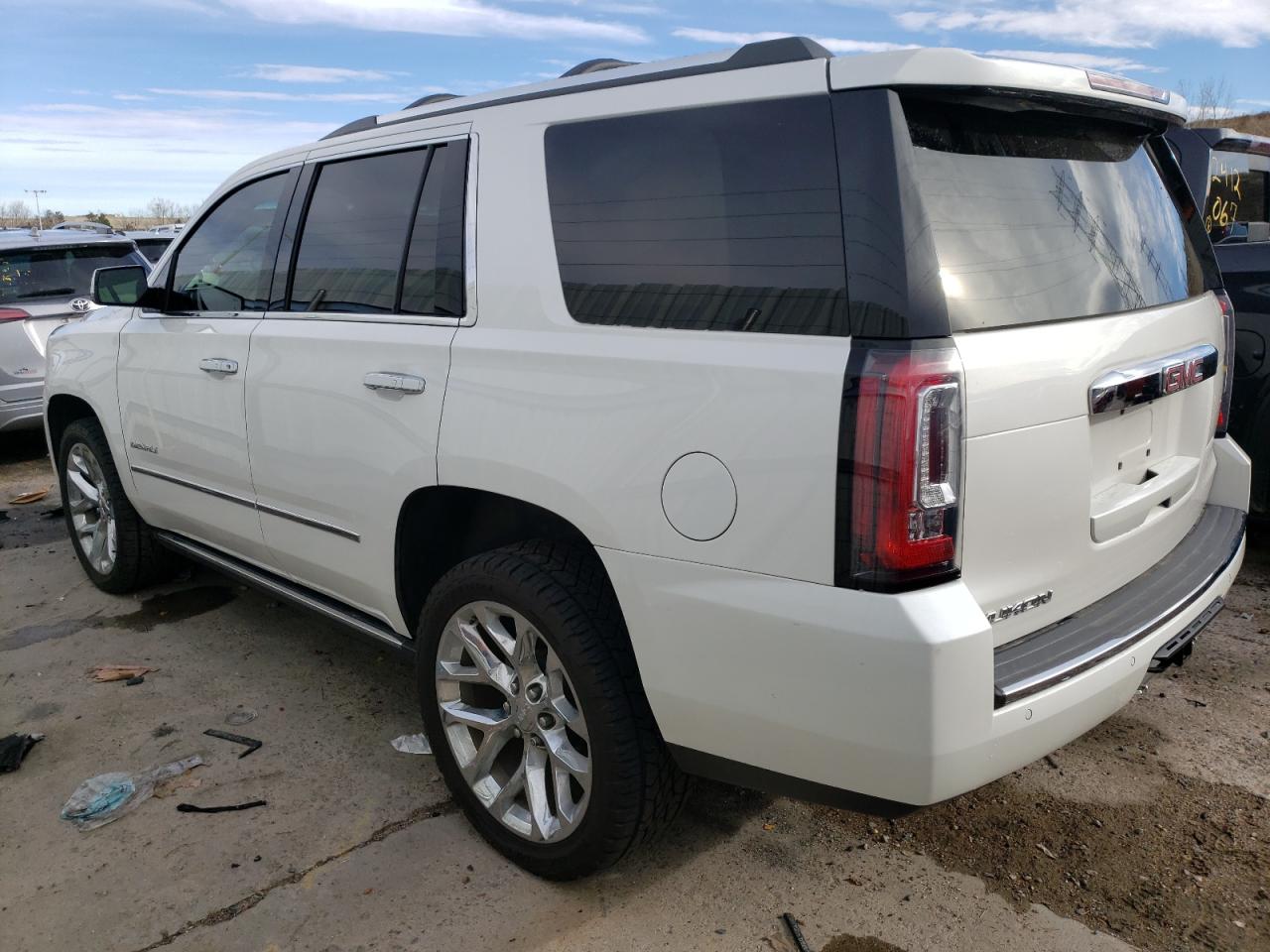 2018 GMC YUKON DENALI — снимка 2