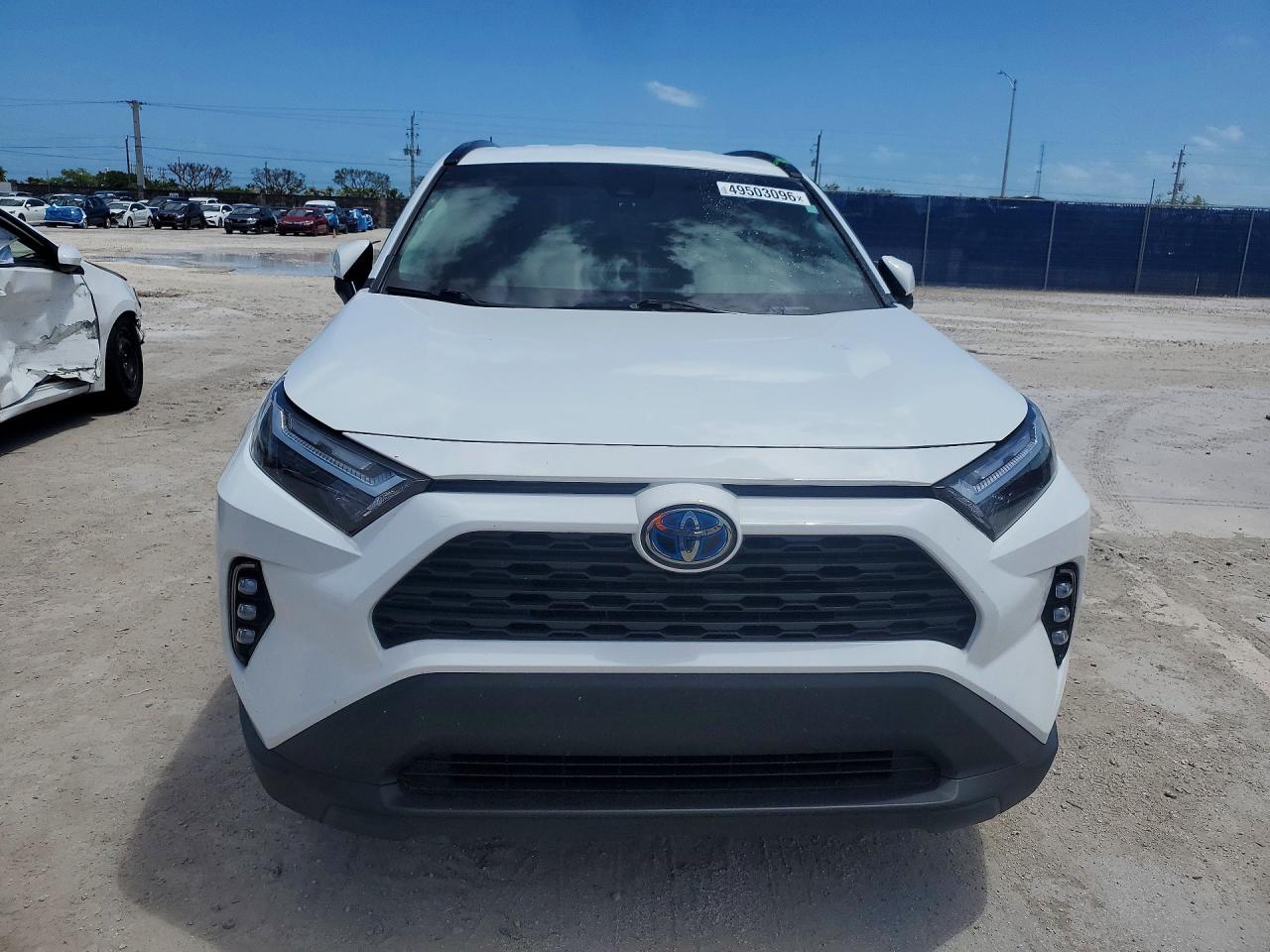 2024 TOYOTA RAV4 HYBRID XLE — снимка 5