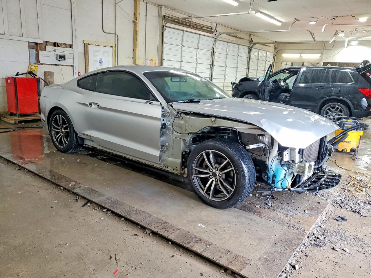 2017 FORD MUSTANG — снимка 4
