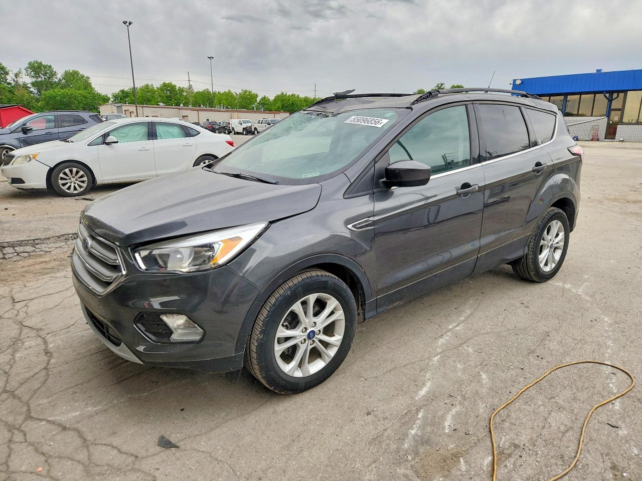 2018 FORD ESCAPE SE