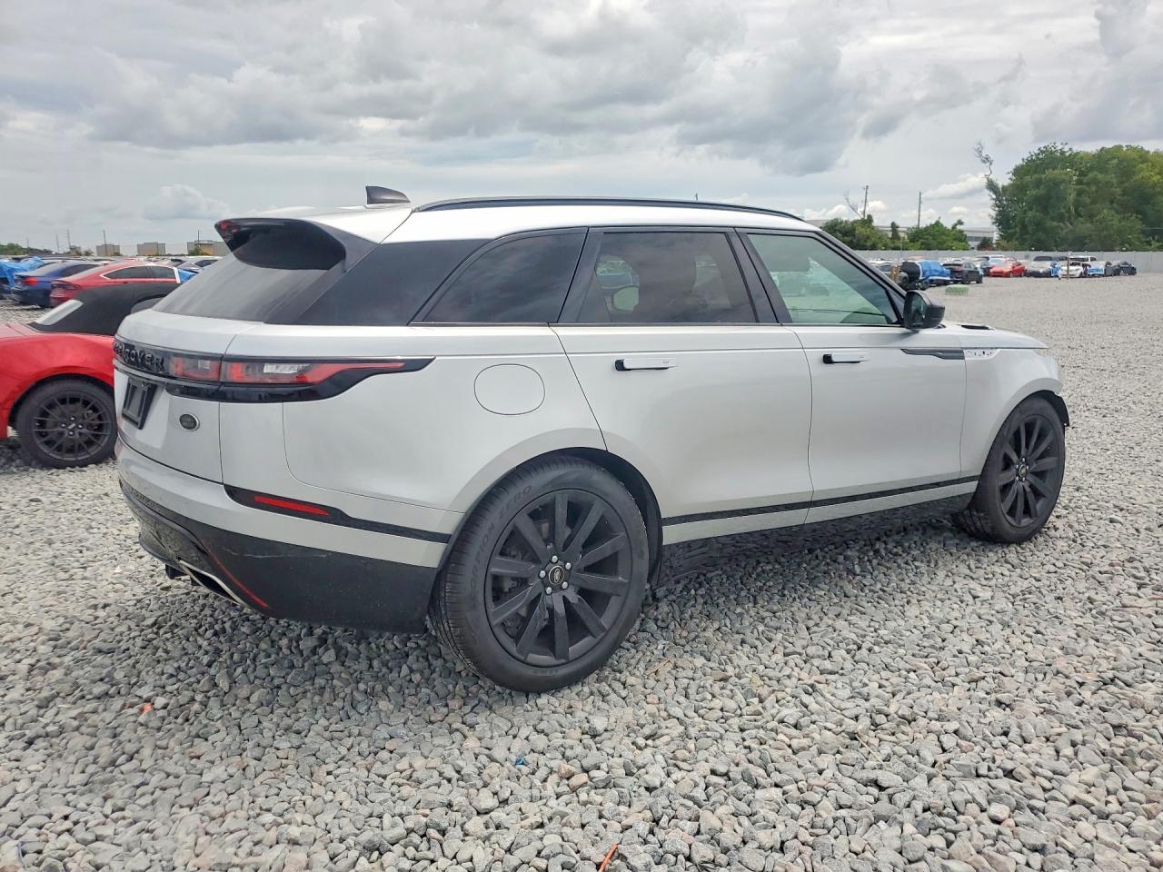 2019 LAND ROVER RANGE ROVER VELAR R-DYNAMIC SE — снимка 3