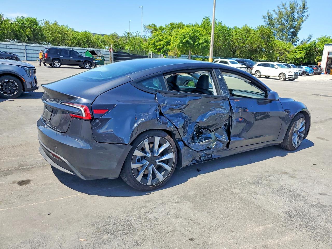 2026 TESLA MODEL 3 — снимка 3