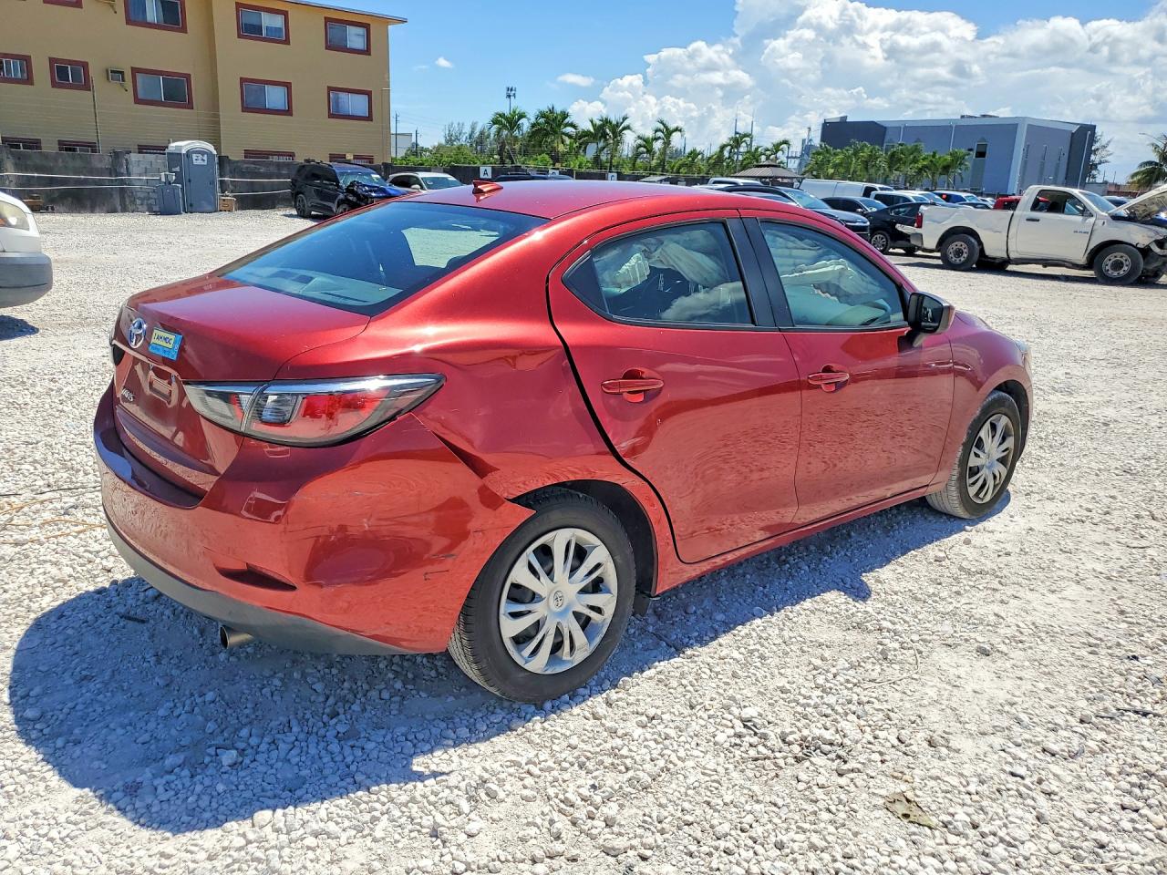 2019 TOYOTA YARIS L — снимка 3