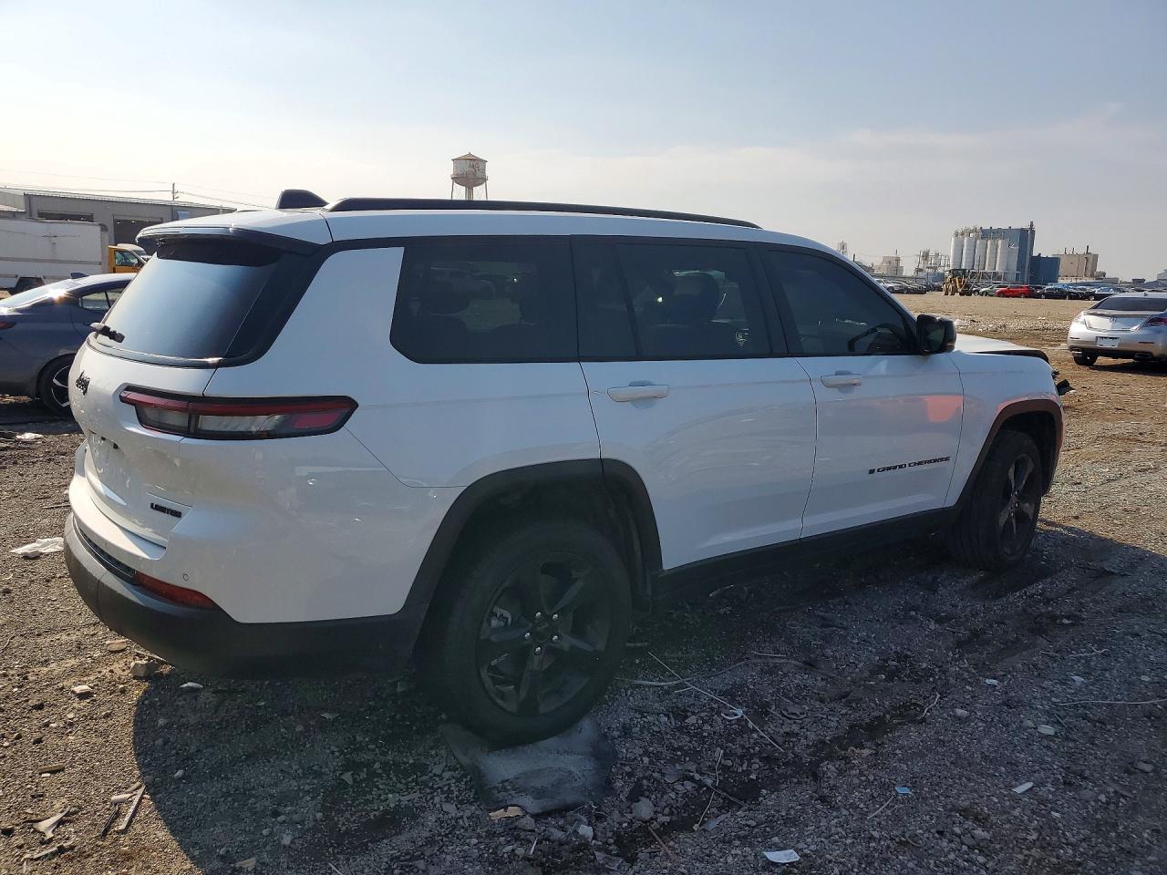 2025 JEEP GRAND CHEROKEE L LIMITED — снимка 3