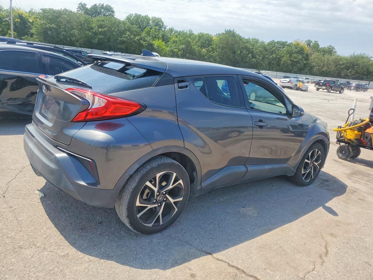 2018 TOYOTA C-HR XLE — снимка 3