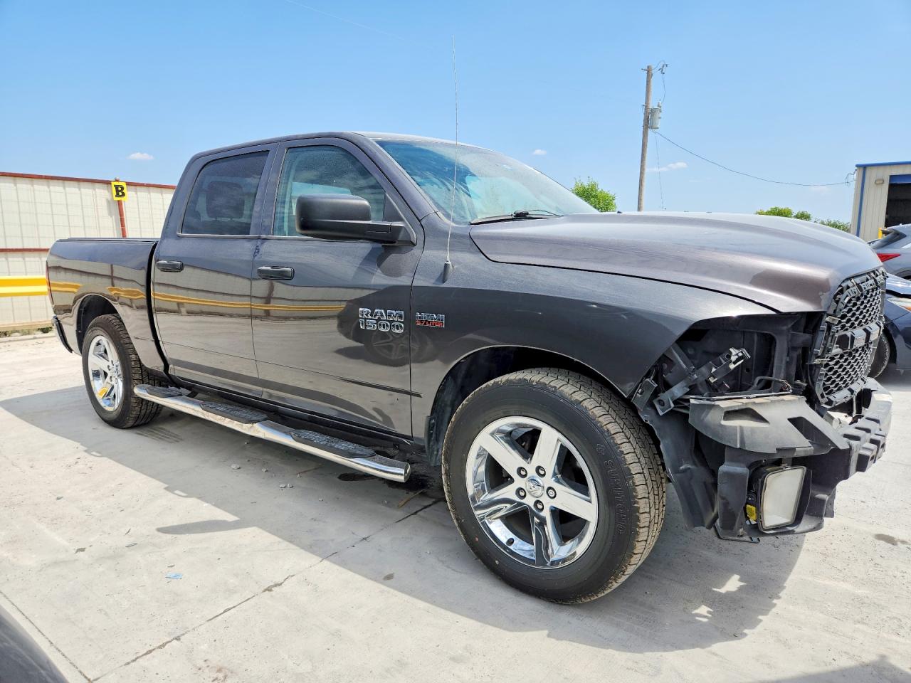 2016 RAM 1500 ST — снимка 4