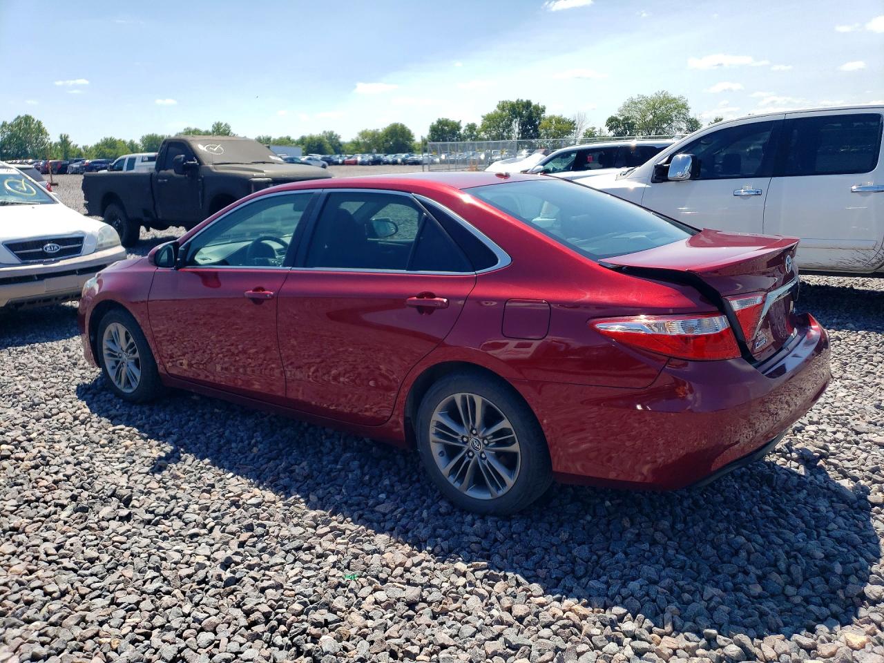 2015 TOYOTA CAMRY SE — снимка 2