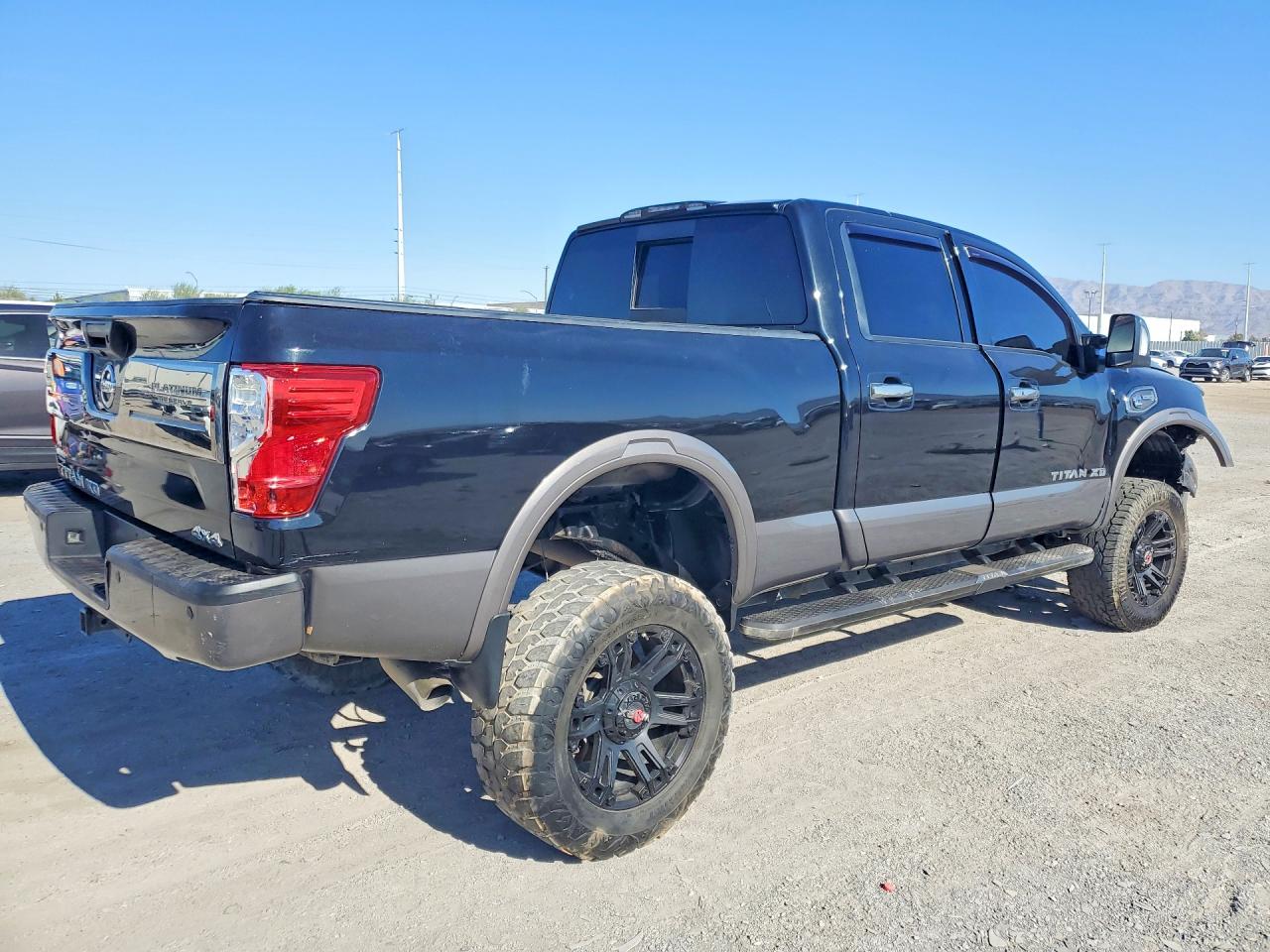 2016 NISSAN TITAN XD PLATINUM RESERVE — снимка 3