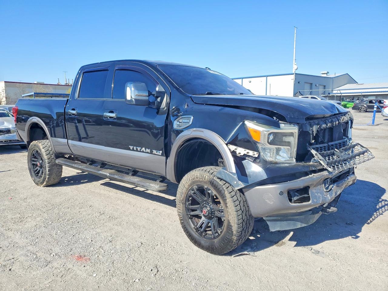 2016 NISSAN TITAN XD PLATINUM RESERVE — снимка 4