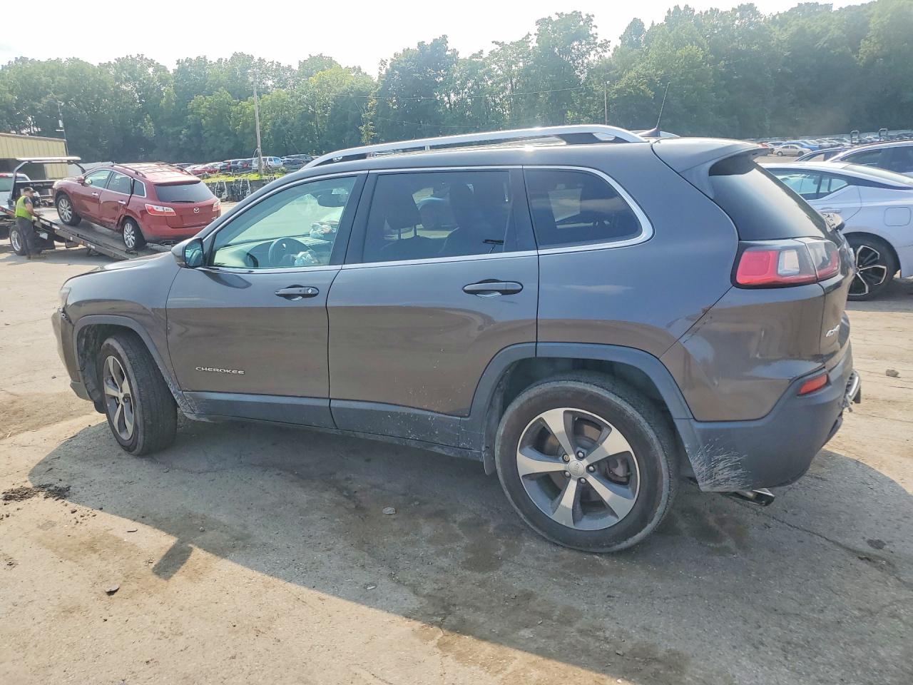 2019 JEEP CHEROKEE LIMITED — снимка 2