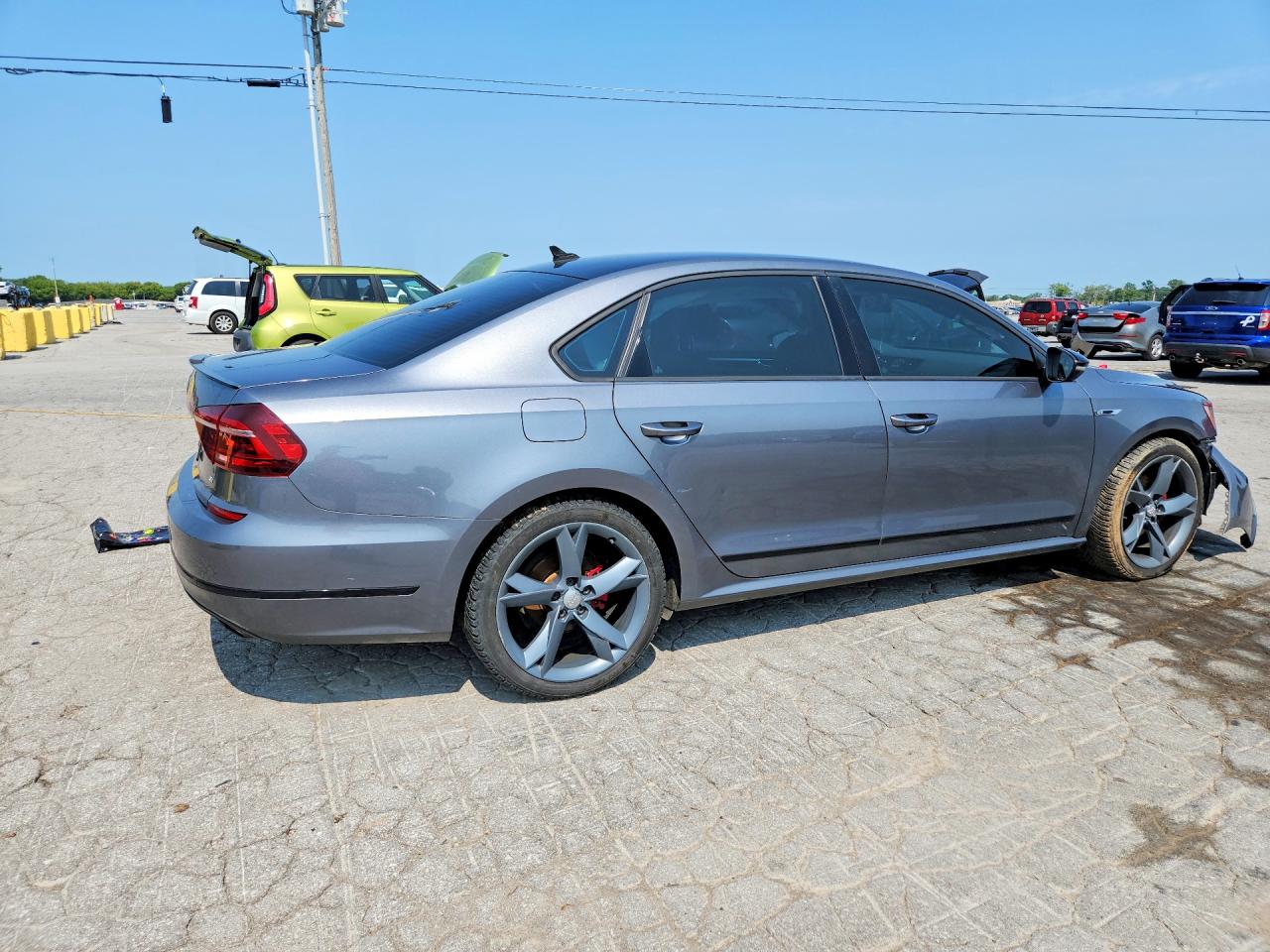2018 VOLKSWAGEN PASSAT GT — снимка 3