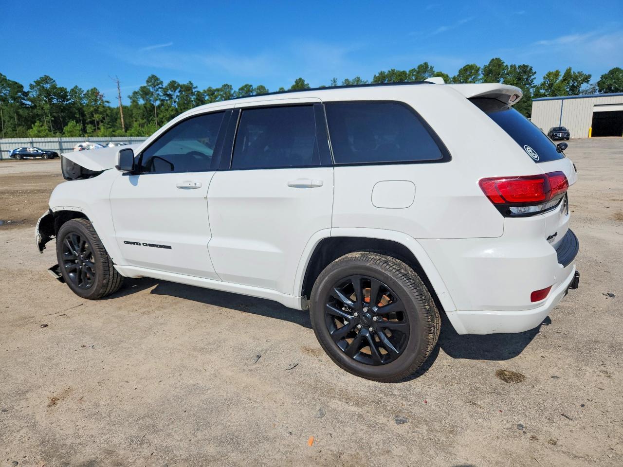 2021 JEEP GRAND CHEROKEE LAREDO — снимка 2