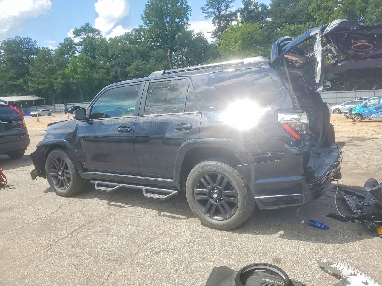 2020 TOYOTA 4RUNNER NIGHTSHADE EDITION — снимка 2