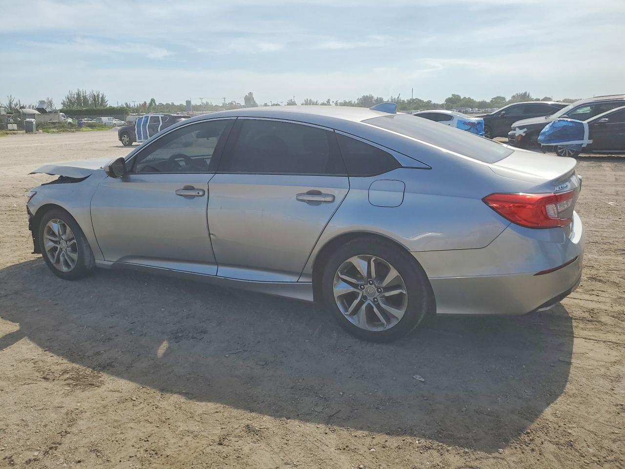 2018 HONDA ACCORD LX — снимка 2