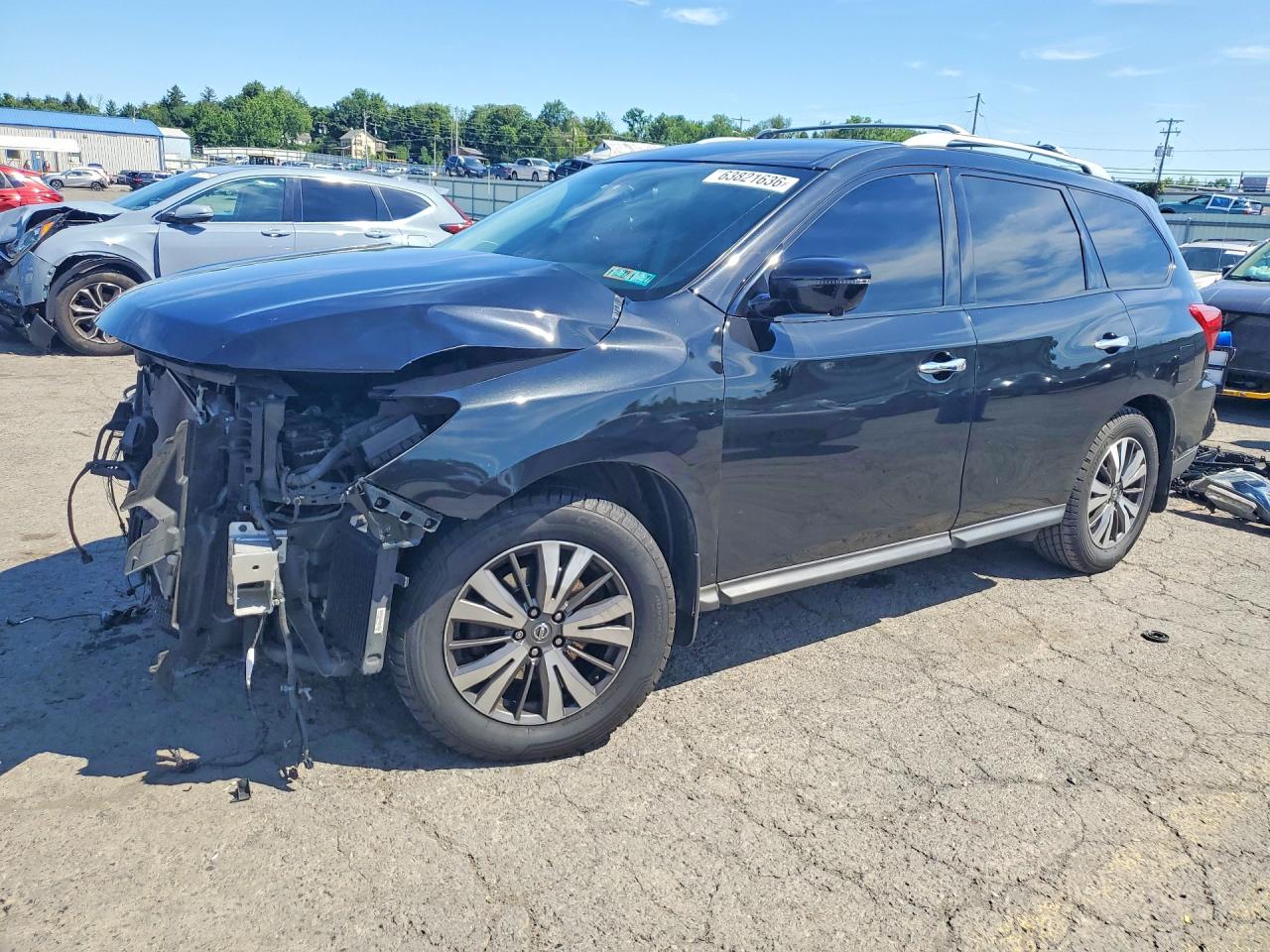 2017 NISSAN PATHFINDER SL