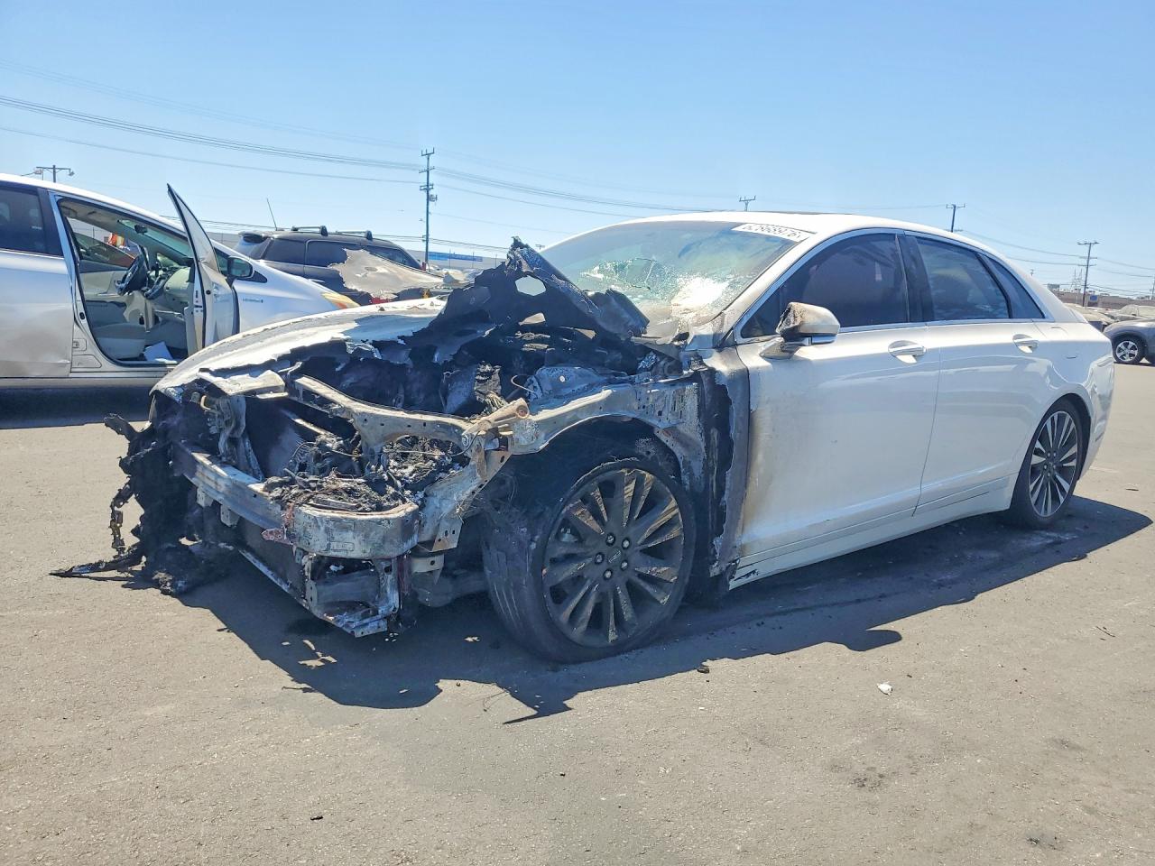 2017 LINCOLN MKZ RESERVE