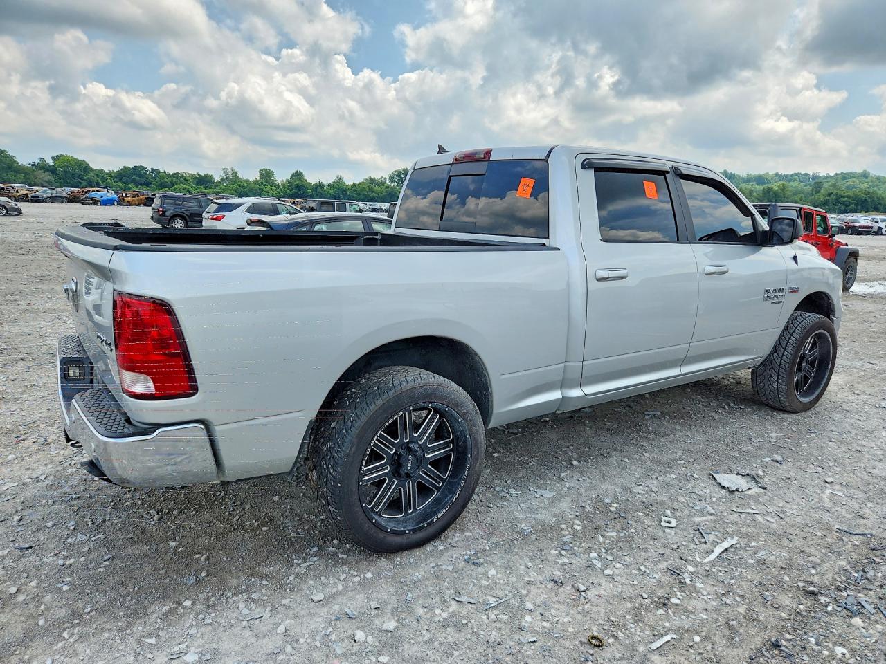 2019 RAM 1500 CLASSIC SLT — снимка 3