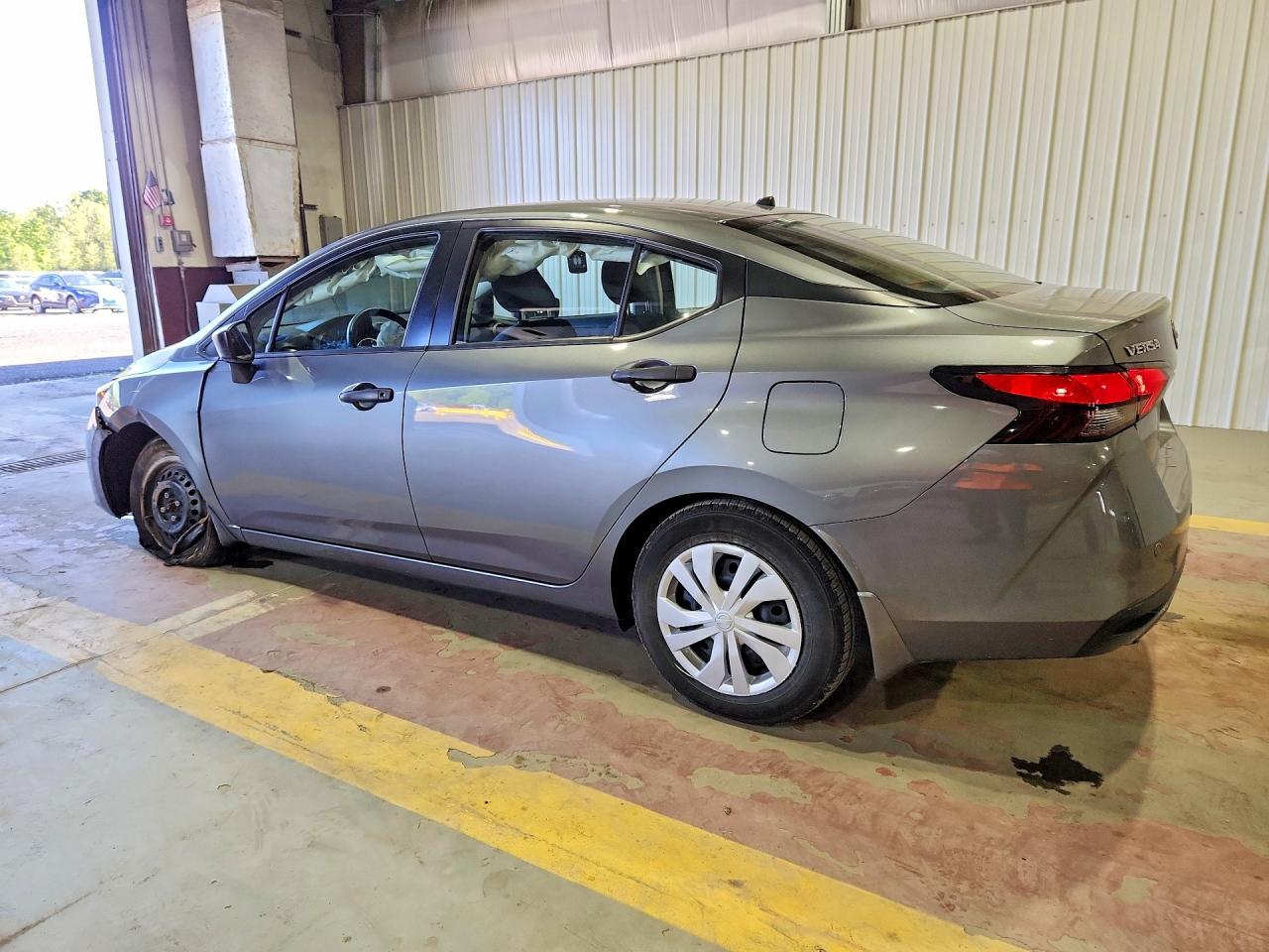 2024 NISSAN VERSA S — снимка 2