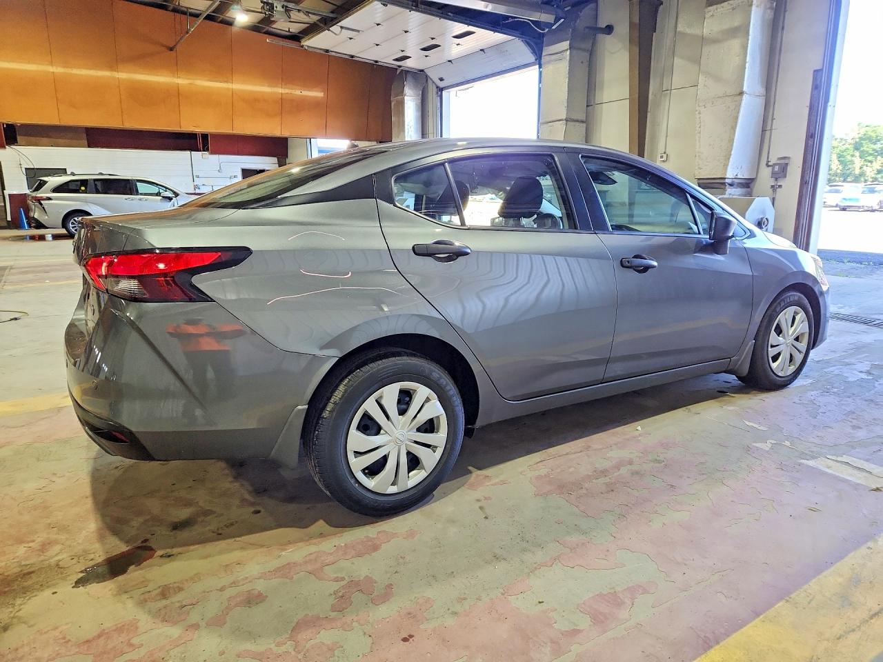 2024 NISSAN VERSA S — снимка 3