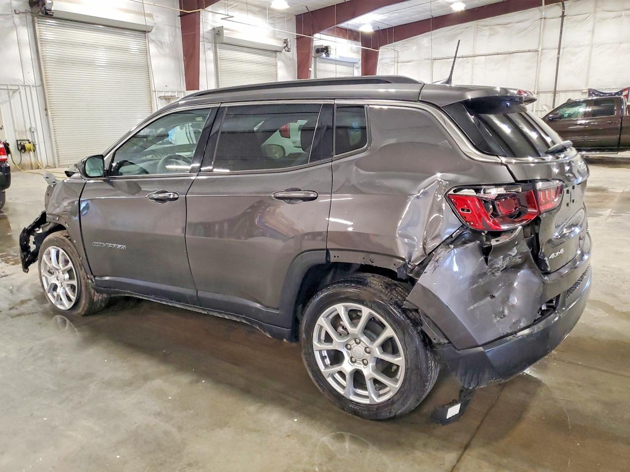 2023 JEEP COMPASS LATITUDE LUX — снимка 2