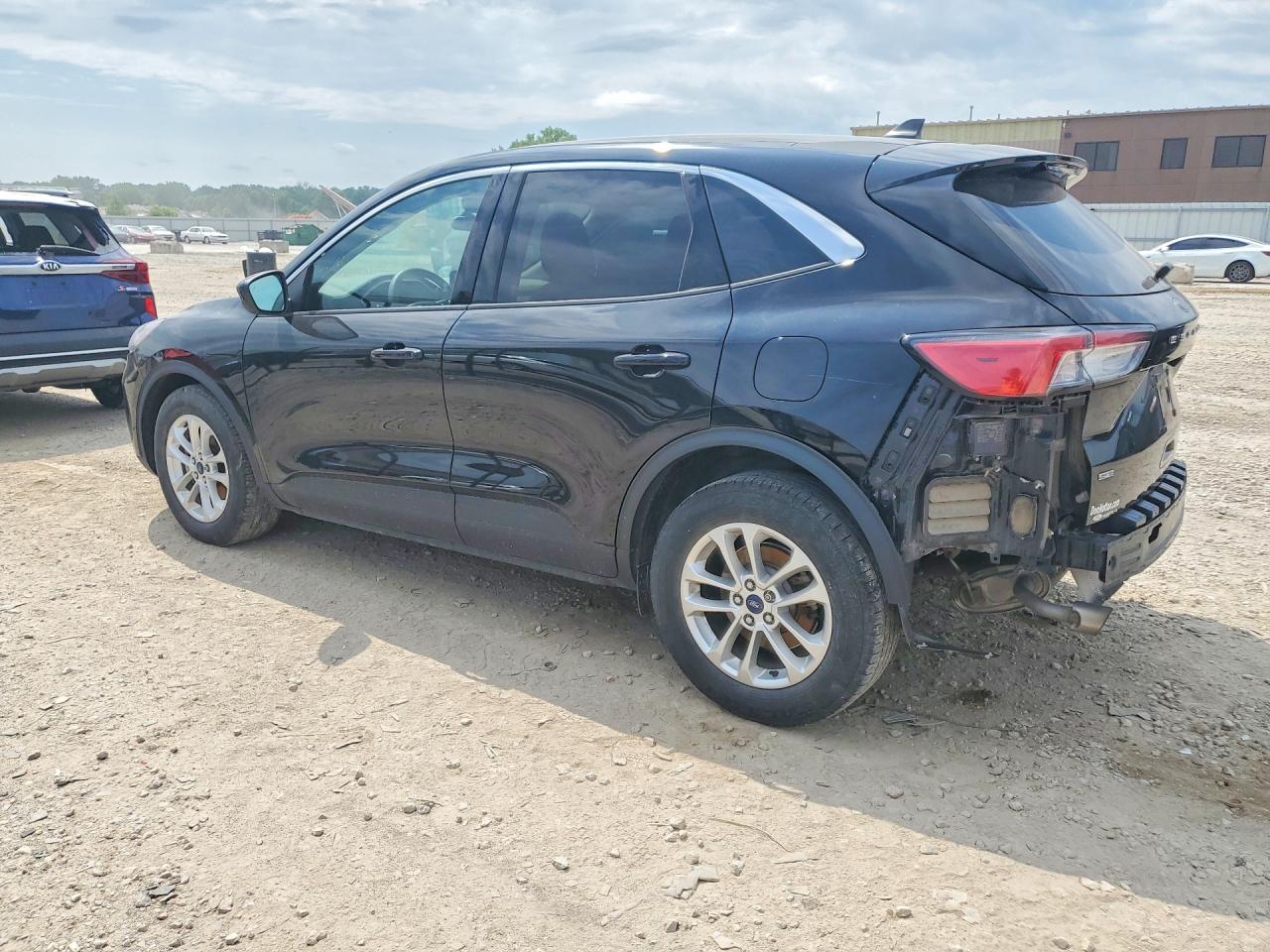 2020 FORD ESCAPE SE — снимка 2