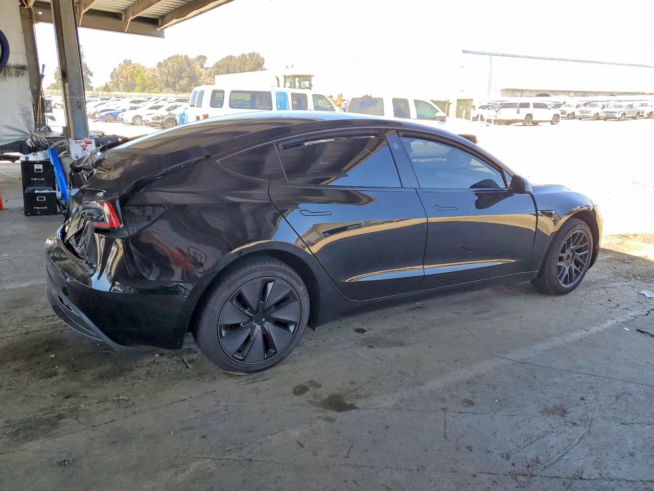 2025 TESLA MODEL 3 — снимка 3