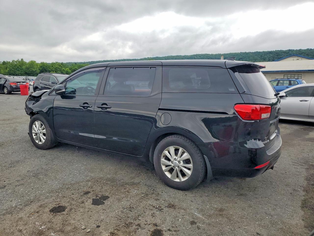 2016 KIA SEDONA L — снимка 2
