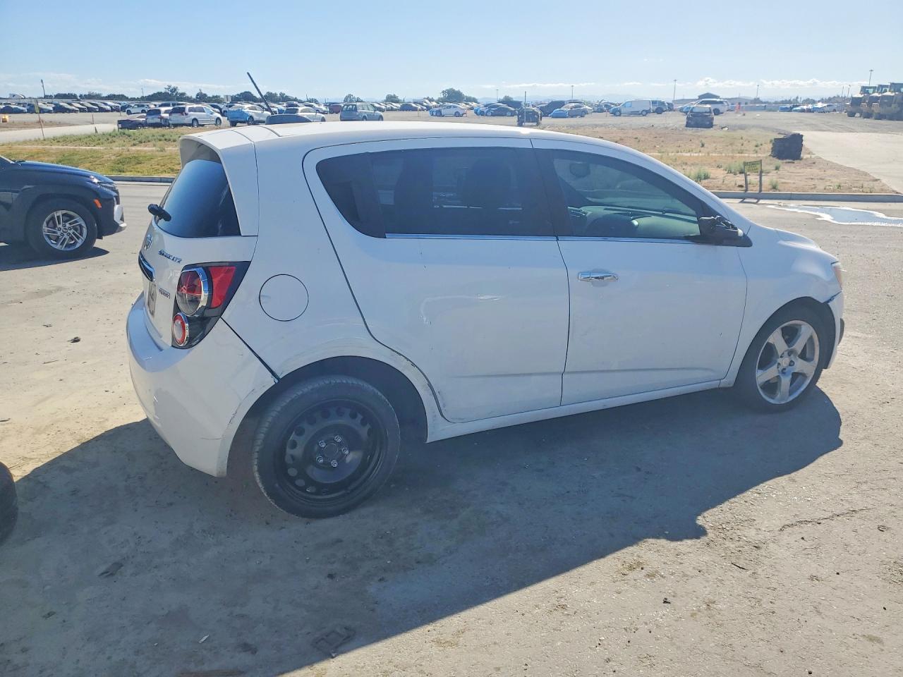 2015 CHEVROLET SONIC LTZ — снимка 3