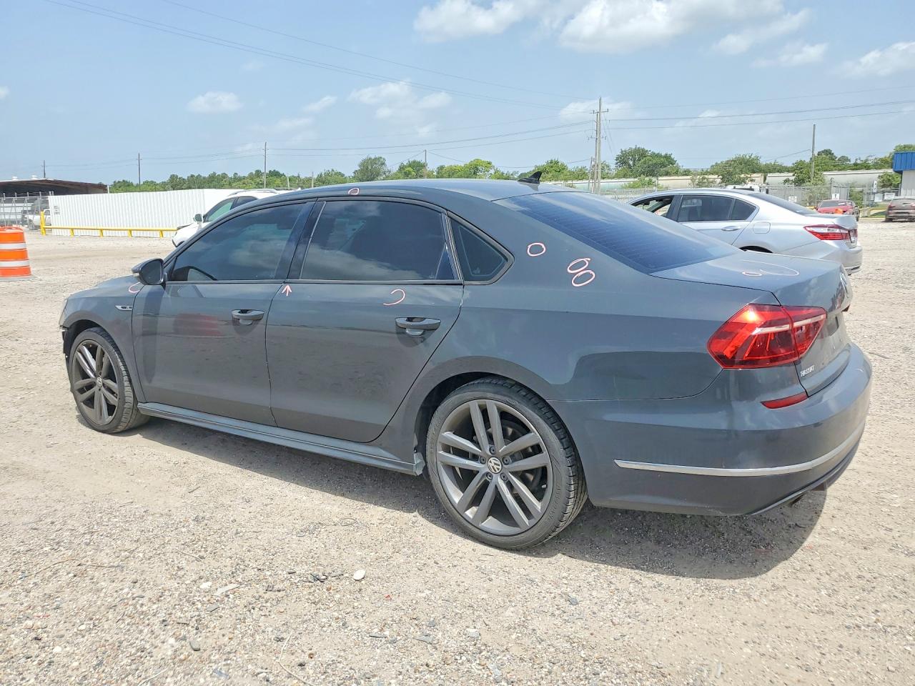 2018 VOLKSWAGEN PASSAT S — снимка 2