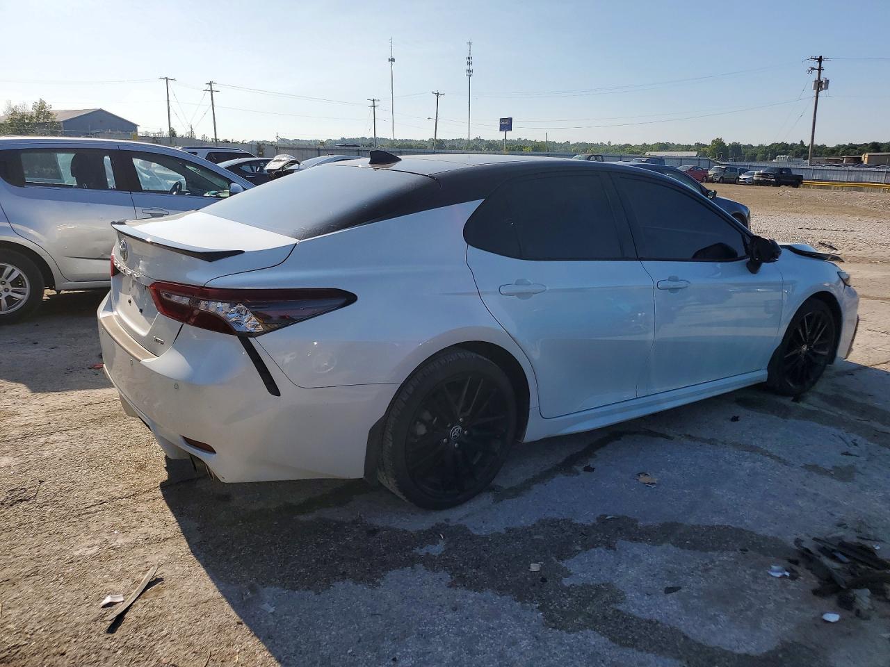 2023 TOYOTA CAMRY XSE V6 — снимка 3