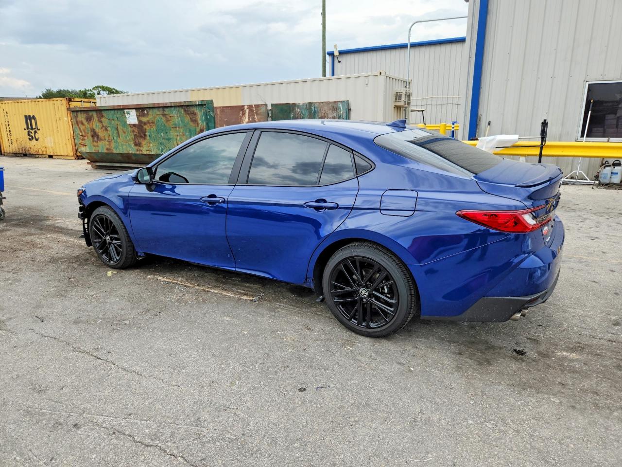 2026 TOYOTA CAMRY SE — снимка 2