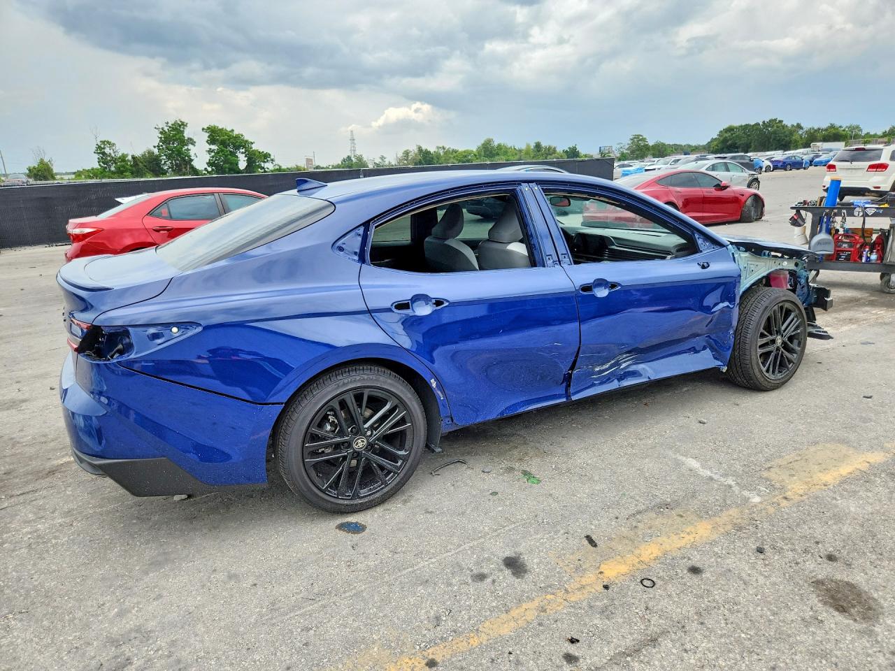2026 TOYOTA CAMRY SE — снимка 3