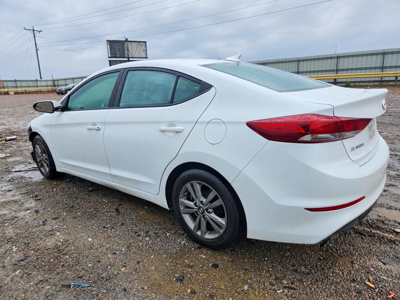 2017 HYUNDAI ELANTRA SE — снимка 2