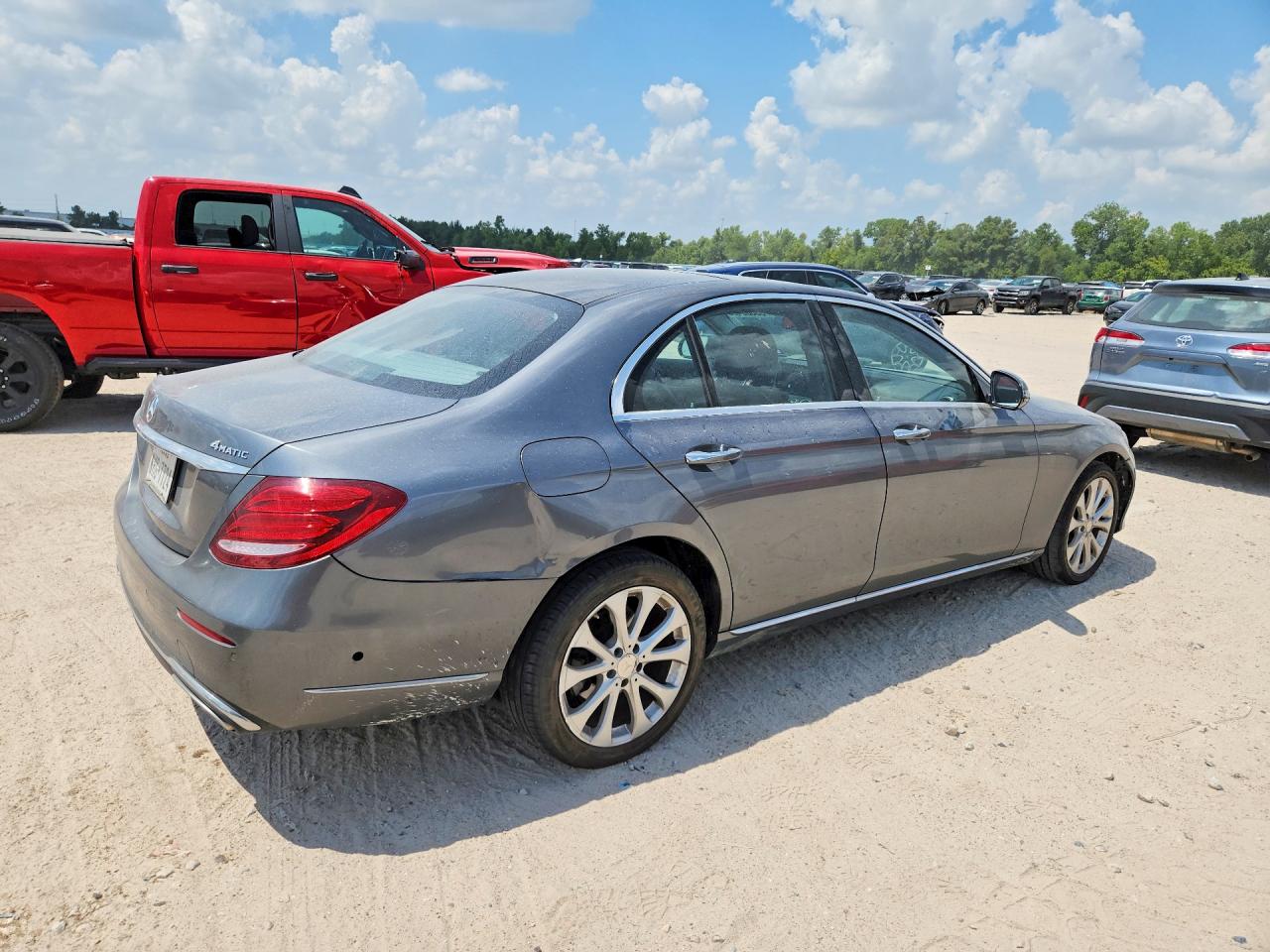 2017 MERCEDES-BENZ E 300 4MATIC — снимка 3