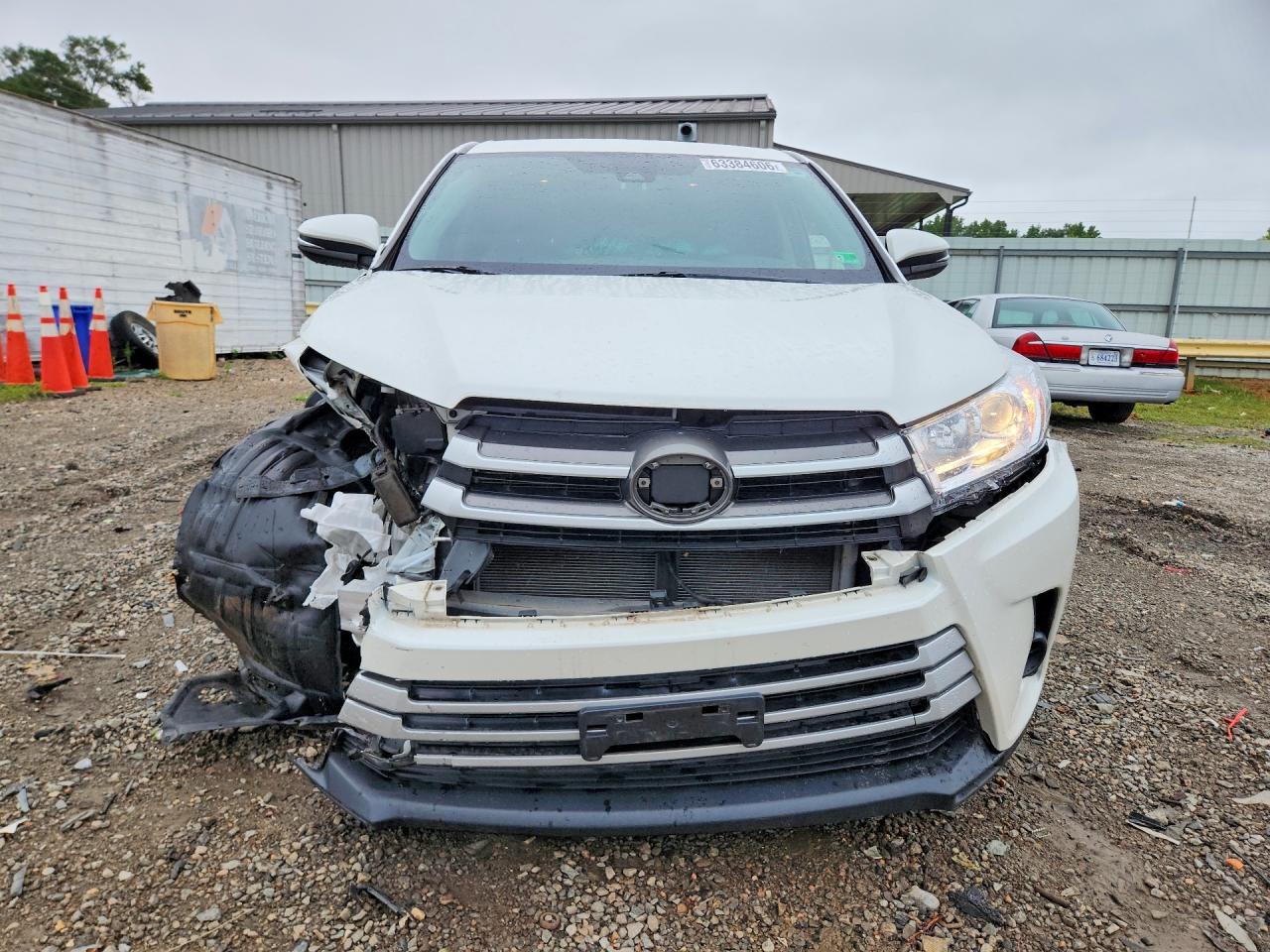 2019 TOYOTA HIGHLANDER LE — снимка 5