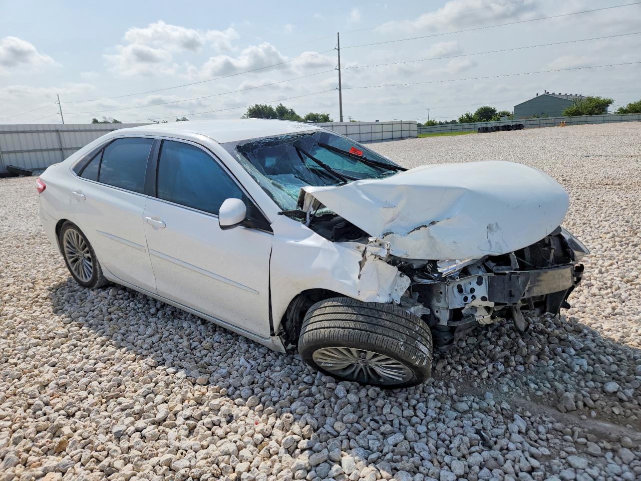 2015 TOYOTA CAMRY LE — снимка 4