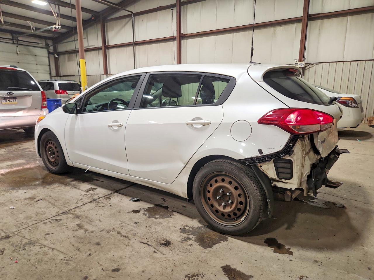 2016 KIA FORTE5 LX — снимка 2