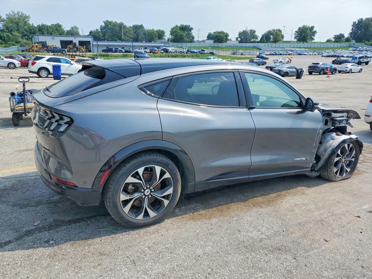 2023 FORD MUSTANG MACH-E PREMIUM — снимка 3