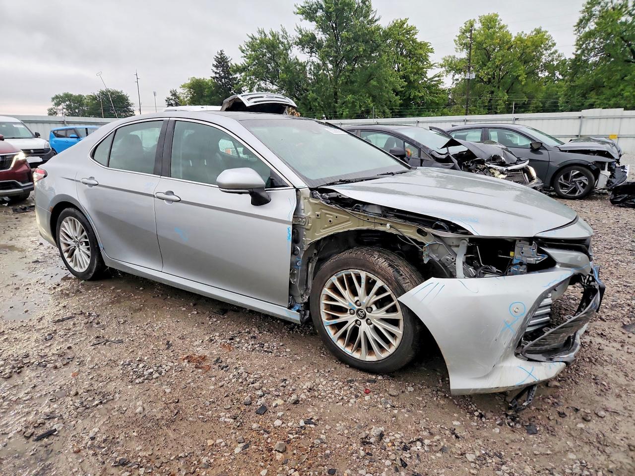 2018 TOYOTA CAMRY XLE — снимка 4