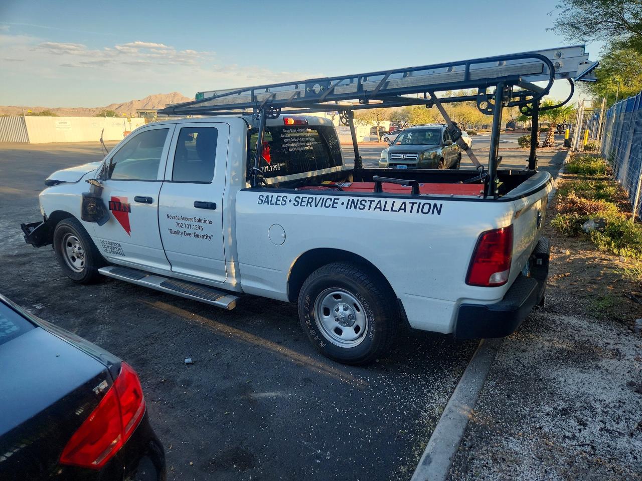2019 RAM 1500 CLASSIC TRADESMAN — снимка 2