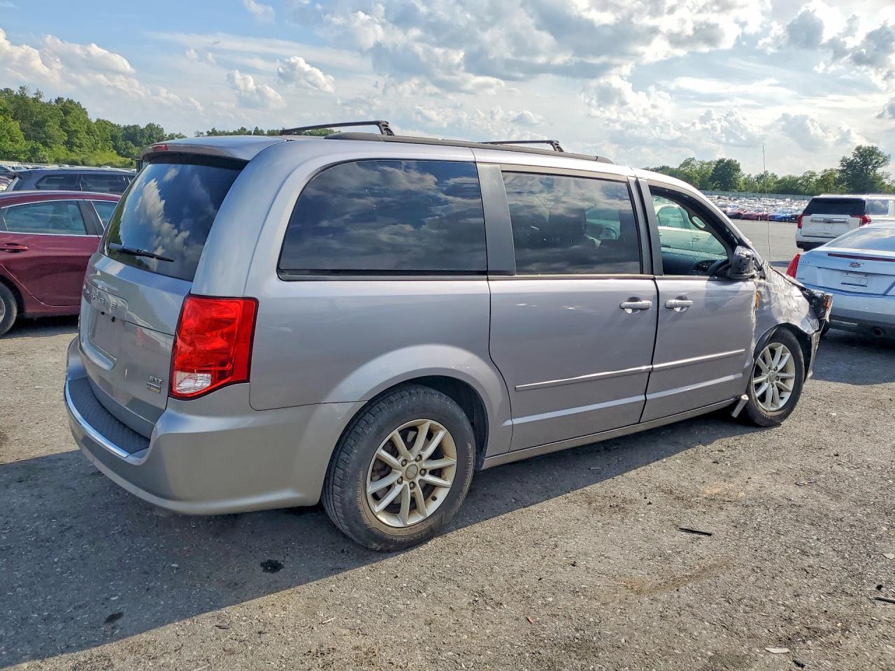 2016 DODGE GRAND CARAVAN SXT — снимка 3