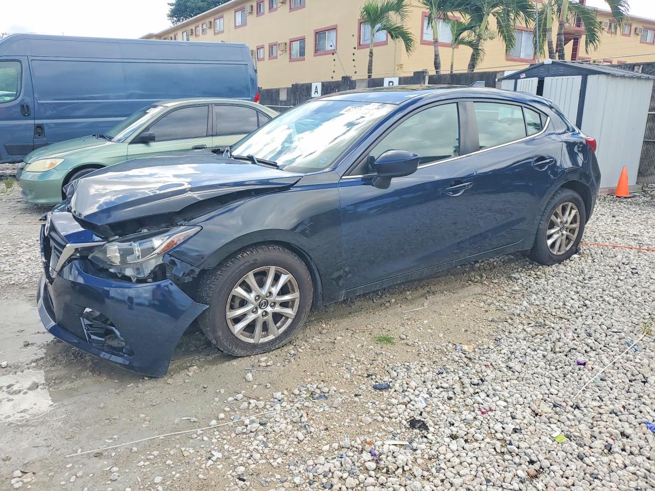 2016 MAZDA 3 TOURING