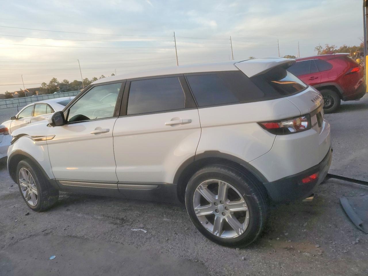 2015 LAND ROVER RANGE ROVER EVOQUE PURE PLUS — снимка 2