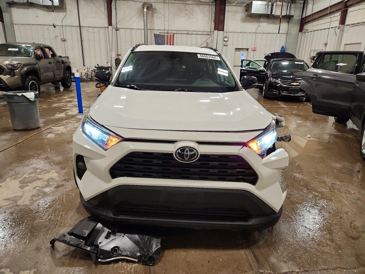 2020 TOYOTA RAV4 XLE — снимка 5
