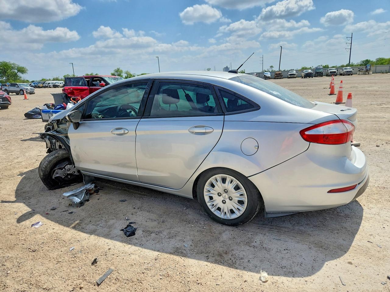 2019 FORD FIESTA S — снимка 2